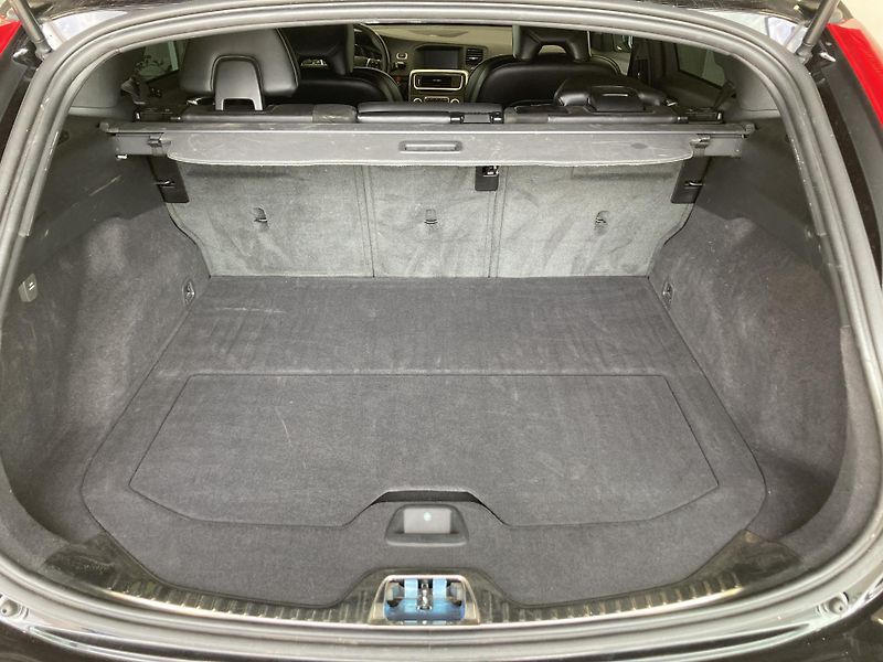 Volvo V60 T6 AWD POLESTAR  - fotka 10 z 38