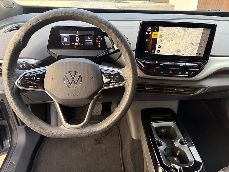 Volkswagen ID.4 (2021) 77kwh, 150kw, SOH 96%, tazne - fotka 7 z 14