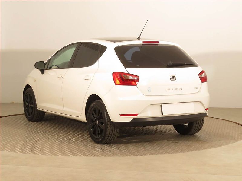 Seat Ibiza (2016) 1.0 TSI, Automat, Bi-Xenony - fotka 4 z 17
