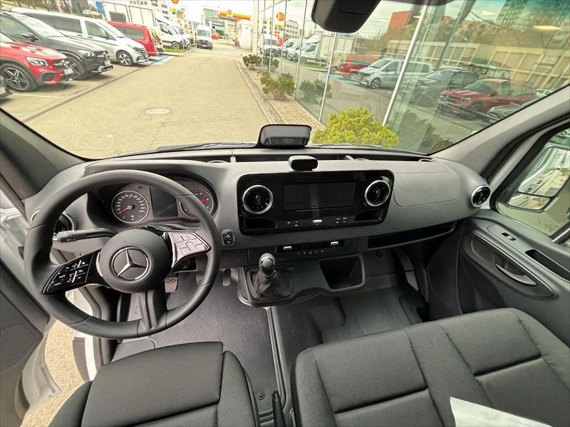 Mercedes-Benz Sprinter (2025) 2,0 317 CDI / KAWA PRO / - fotka 4 z 6