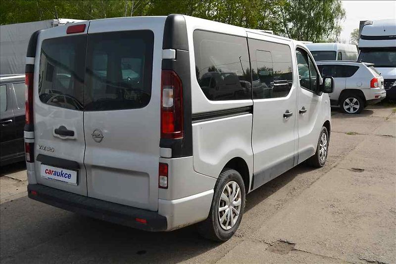 Opel Vivaro (2018) 1,6 CDTI - fotka 4 z 18