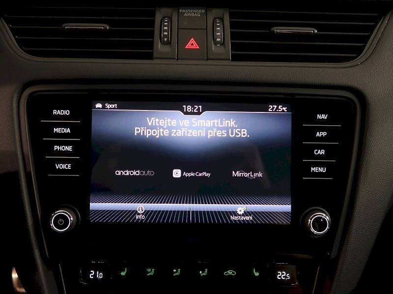 Škoda Octavia (2017) RS 230 2.0TSI 169KW NAVI MANUÁ - fotka 24 z 37