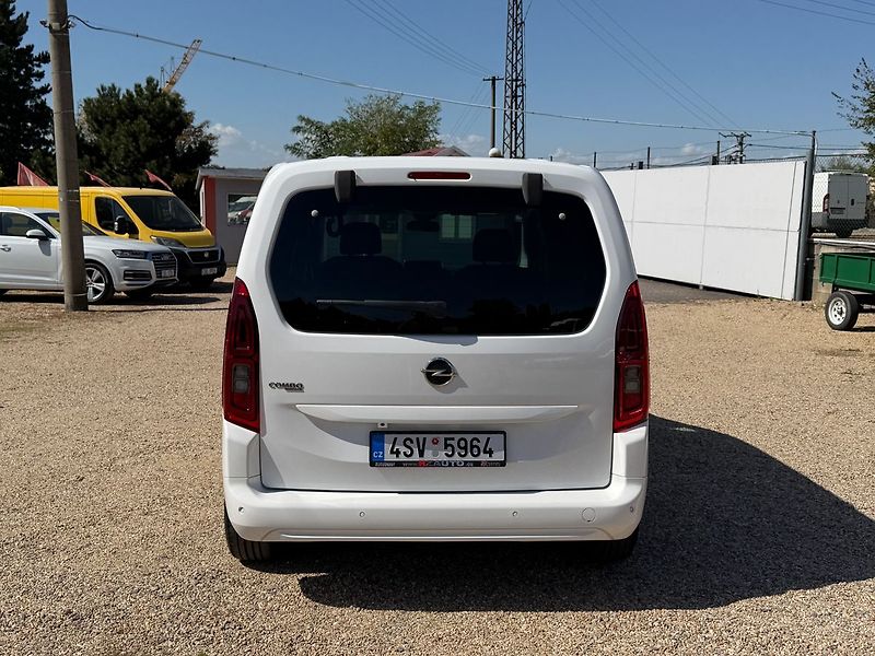 Opel Combo 1.2TURBO 81KW*TOP VÝBAVA- ZADA - fotka 4 z 33