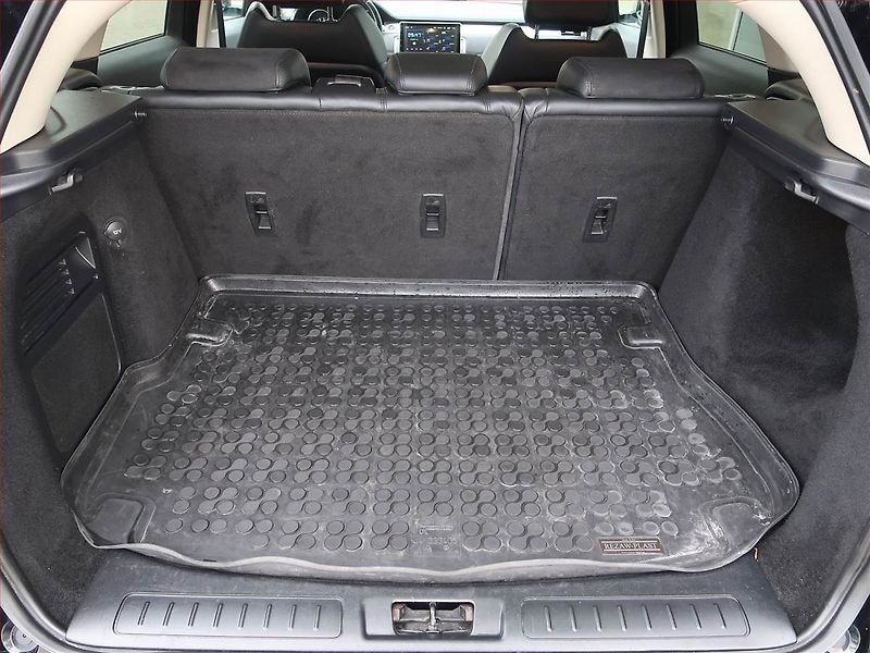 Land Rover Range Rover Evoque (2014) eD4, 4X4, Serv.kniha, Xenony - fotka 13 z 17