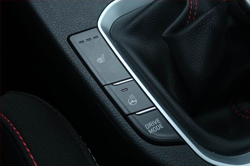 Hyundai i30 (2022) N-Line 1.5 T-GDI MHEV - fotka 20 z 21