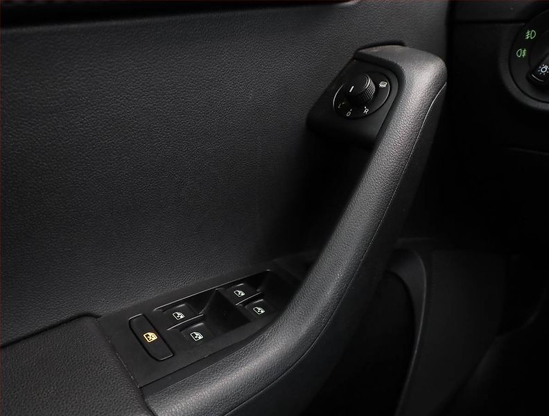 Škoda Octavia (2017) RS 2.0 TDI, Automat, Kůže - fotka 16 z 17