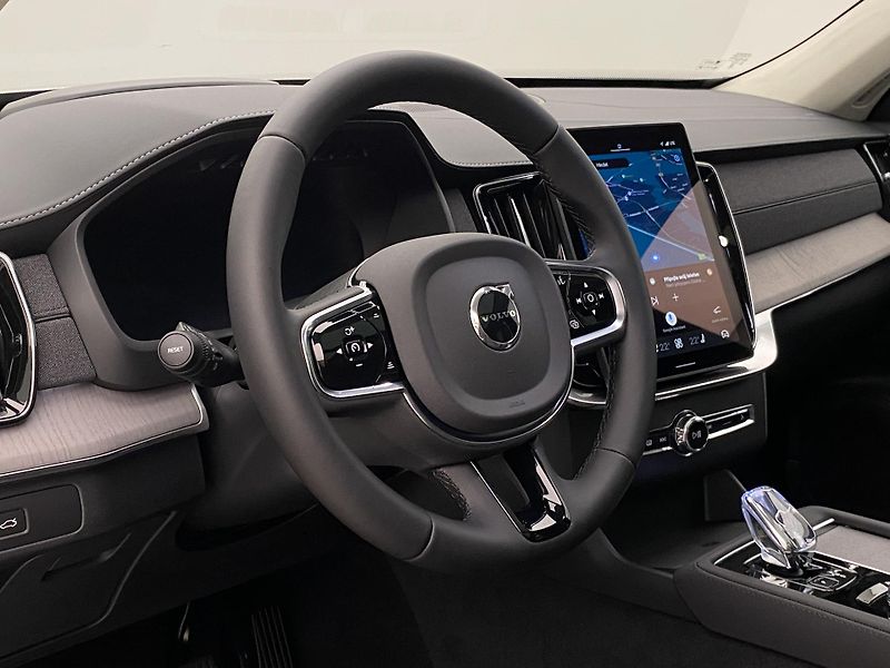 Volvo XC90 (2026) B5 AWD AUT BRIGHT ULTRA 7míst - fotka 4 z 71
