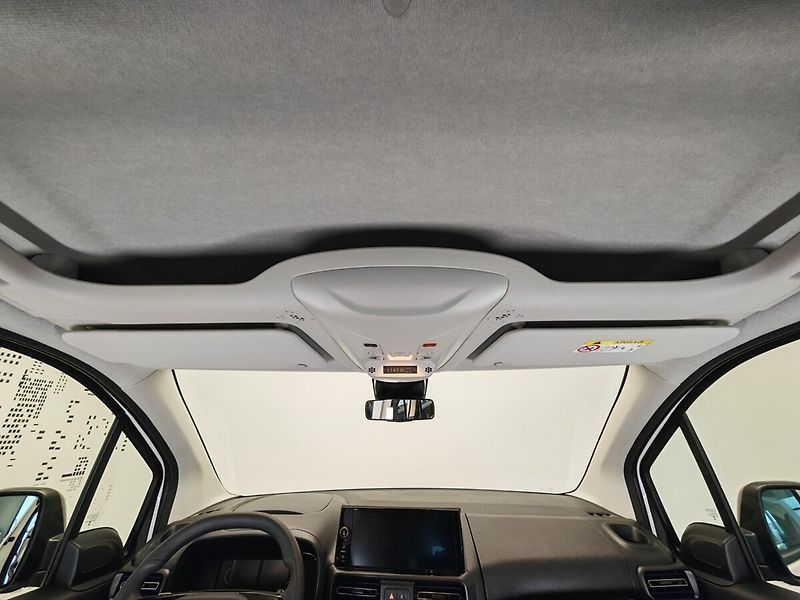 Toyota ProAce City Verso Full Electric (50kWh) Business - fotka 10 z 27