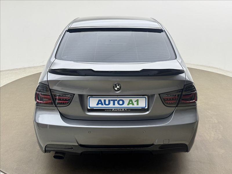 BMW Řada 3 2,0 i POLOKŮŽE AC VELKÝ SERVIS - fotka 5 z 44