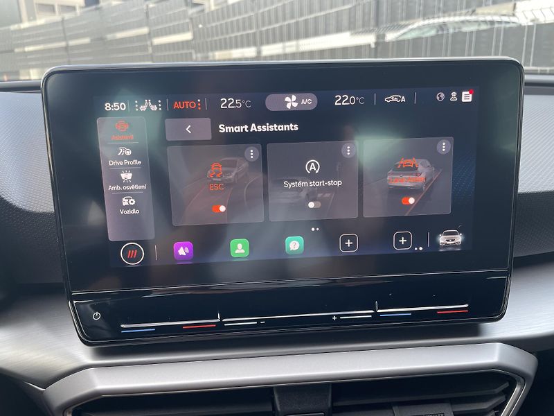 Seat Leon (2021) 1.5 TSI 110 kW DSG FR - fotka 30 z 47