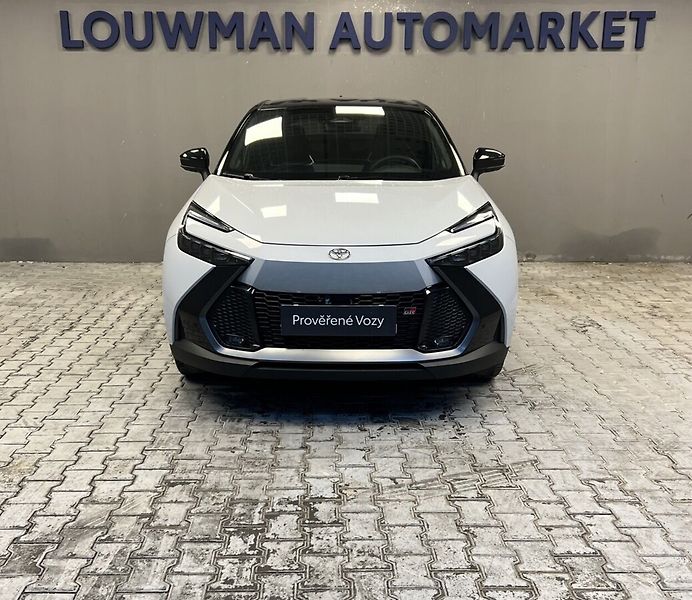Toyota C-HR 2,0 Hybrid AT GR SPORT PREMIER - fotka 4 z 18