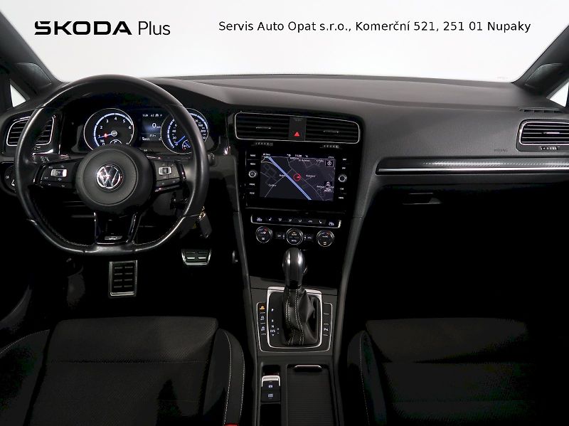 Volkswagen Golf (2020) R 2.0TSI 221KW 4MOT DSG - fotka 5 z 39