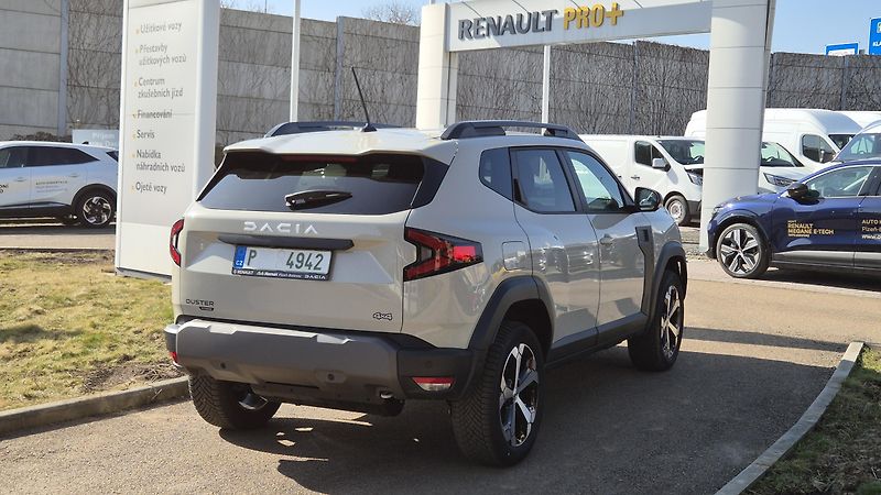 Dacia Duster (2026) Journey hybrid-G 150 4x4 - fotka 3 z 10