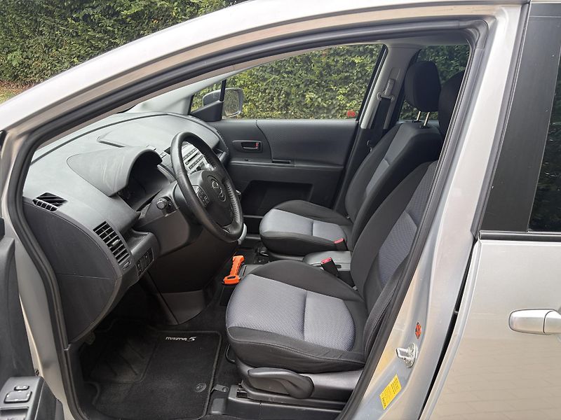 Mazda 5 1.8 Exclusive - fotka 18 z 29