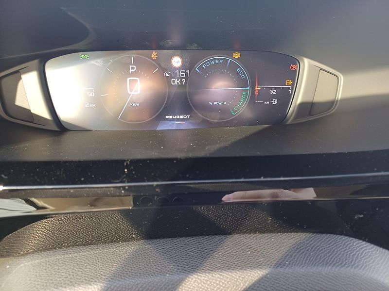 Peugeot 308 (2026) SW STYLE Hybrid 145 e-DCS6 - fotka 18 z 25