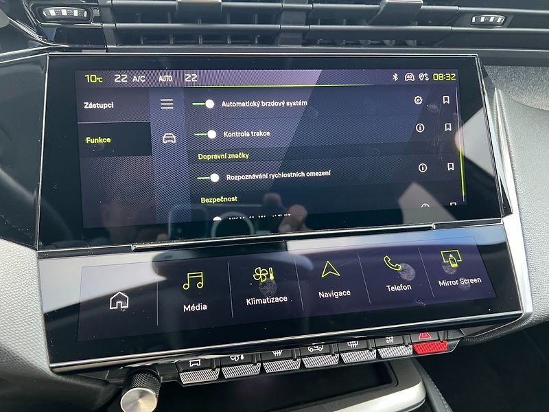 Peugeot 308 (2023) 1.2PT 96kW! Allure! Tažné! LED - fotka 28 z 34