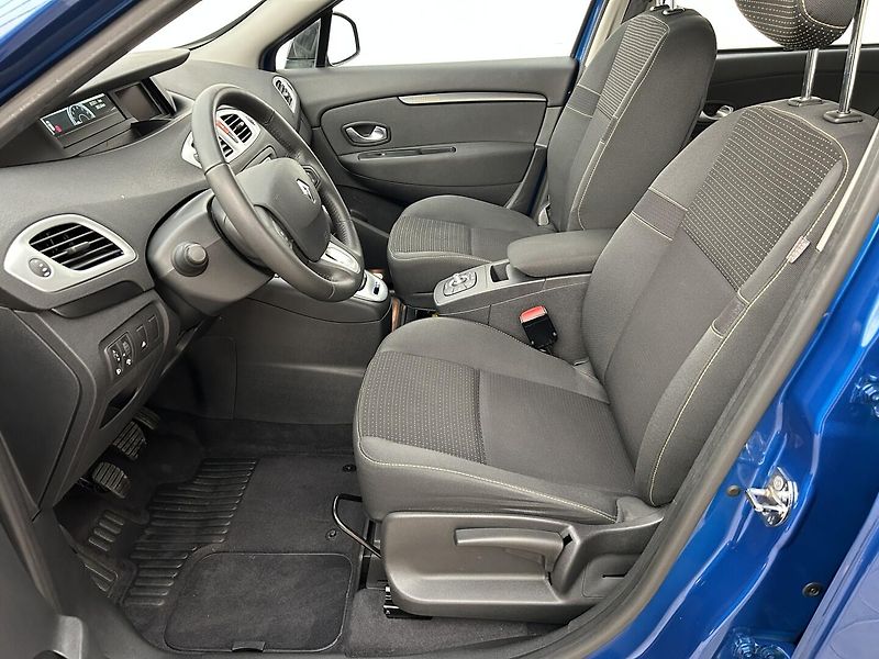 Renault Scénic 1.4 16v Dynamique - fotka 6 z 30