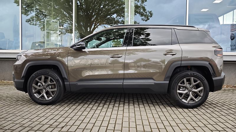 Jeep Compass (2026) First Edition  hybrid 145PS AT - fotka 6 z 41