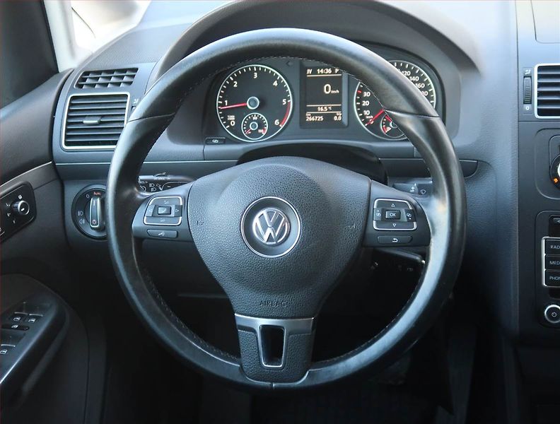 Dacia Logan (2017) 1.0 SCe, ČR,1.maj - fotka 14 z 14