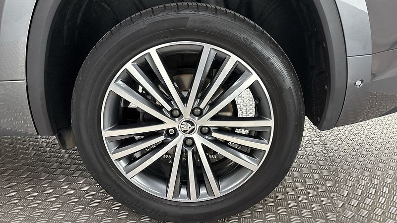 Škoda Kodiaq 2.0 TDI DSG 4x4 L&K - fotka 19 z 34