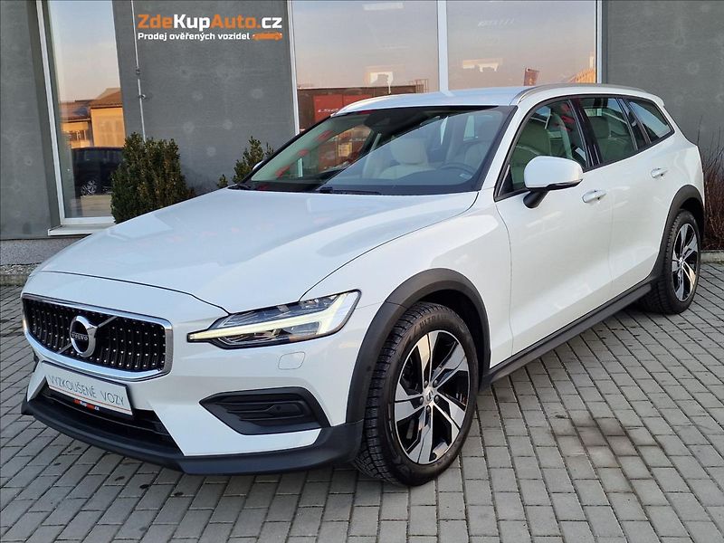 Volvo V60 D4 Cross Country AWD,ČR,1.Maj - fotografie inzerátu