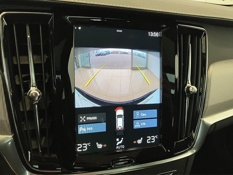 Volvo V90 B4 FWD R-DESIGN AT8 - fotka 26 z 30