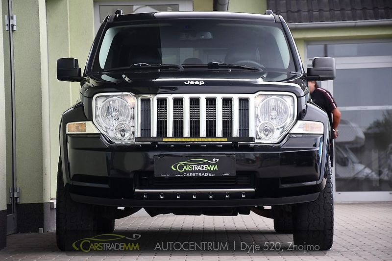 Jeep Cherokee 2.8CRD LIMITED TAŽNÉ - fotka 8 z 44