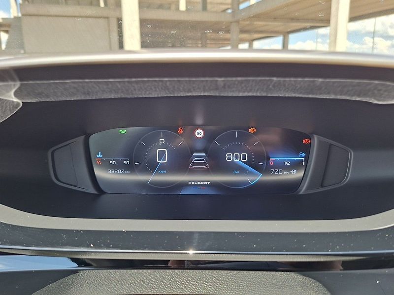 Peugeot 308 SW ALLURE 1,5 BHDi 130k EAT8 - fotka 16 z 29