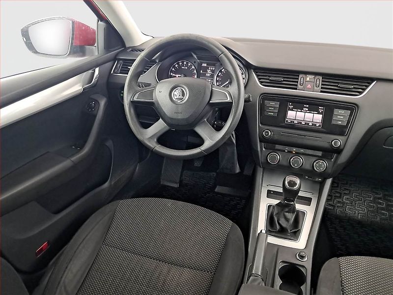 Škoda Octavia (2015) Ambition 1.6 TDI - fotka 7 z 15
