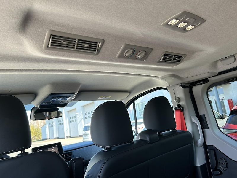 Renault Trafic (2026) COMBI L2H1 170k AT9 RED 9 MÍST - fotka 22 z 37