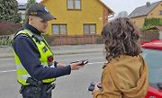 Policie - silniční kontrola, rychlost, alkohol, nehoda, pokuta, auto. Ilustrační foto