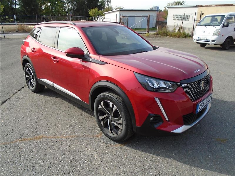 Peugeot 2008 1,2 - fotka 1 z 30