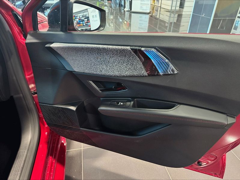 Renault Clio (2026) techno full hybrid E-Tech 160 - fotka 5 z 7