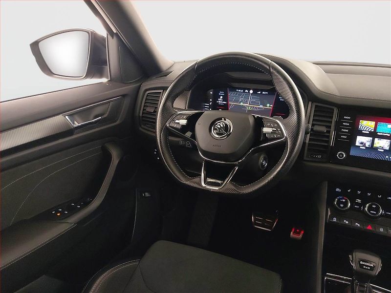Škoda Kodiaq (2023) 2.0 TDI - fotka 7 z 24