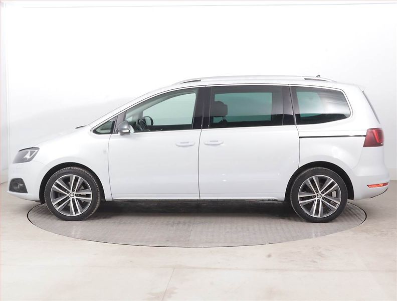 Seat Alhambra (2022) 1.4 TSI - fotka 3 z 19