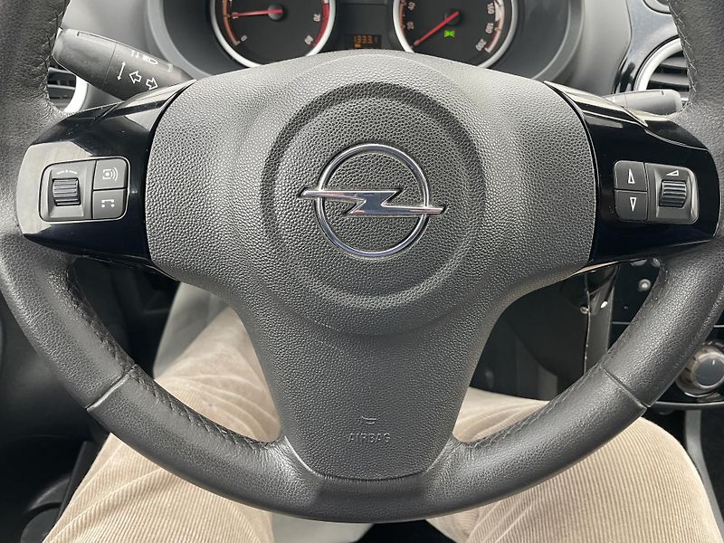 Opel Corsa 1.2i 80PS 141000KM KLIMA STK!! - fotka 165 z 169