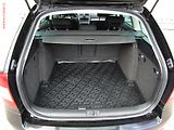 Škoda Octavia (2010) 1.6 TDi, AC, temp, tažné - náhled 7