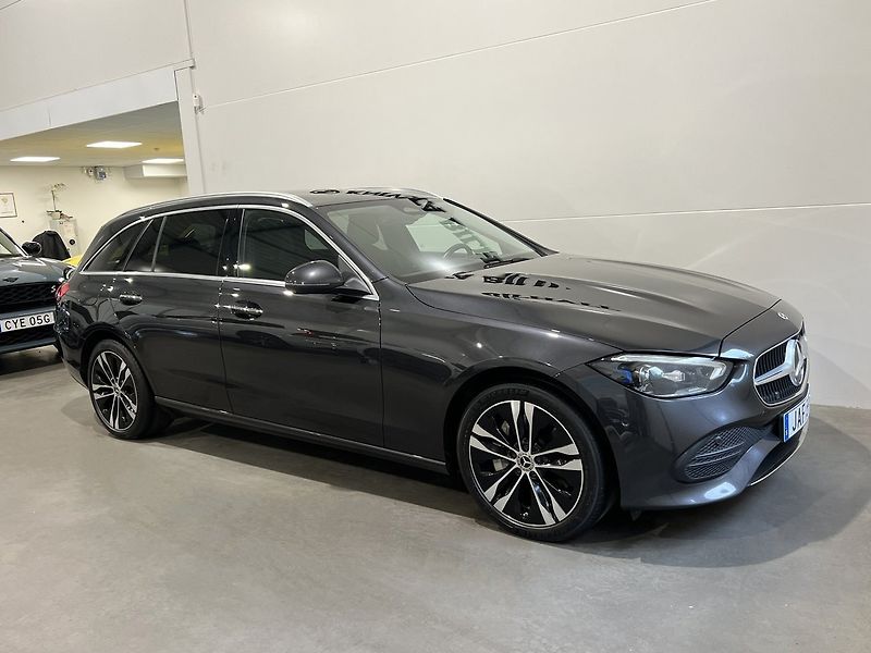 Mercedes-Benz Třídy C 300e Avantgarde Premium DIGI.L - fotka 2 z 21