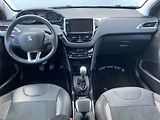 Peugeot 2008 (2015) 1.2PT, Crossway - náhled 8