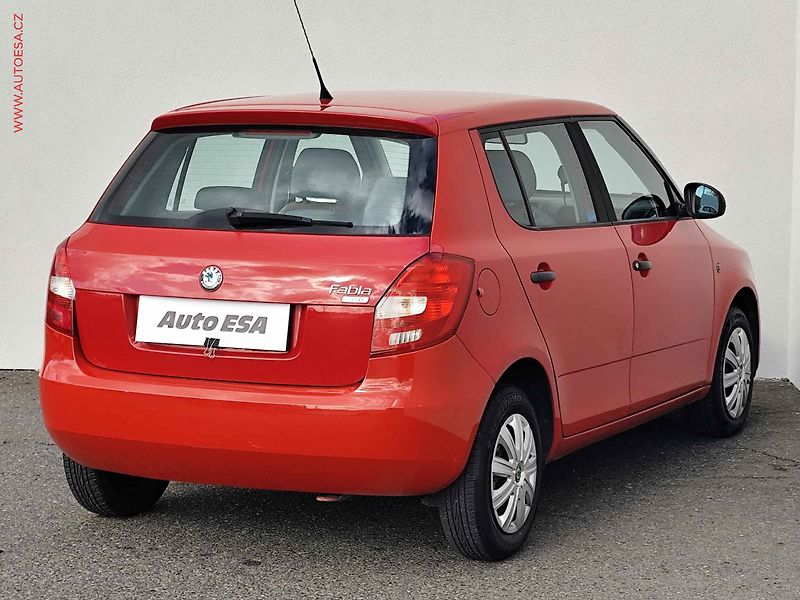 Škoda Fabia (2008) 1.2HTP, ČR, servis.kniha - fotka 4 z 16