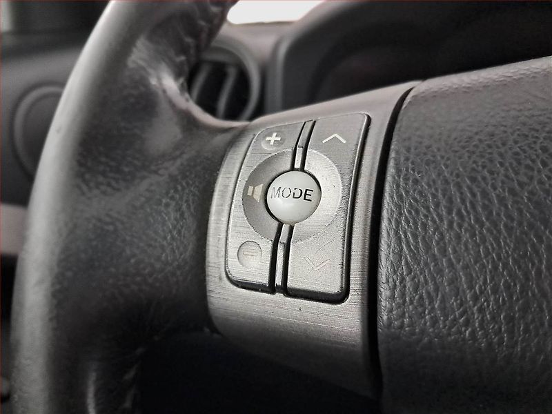 Toyota RAV4 (2007) 2.2 D-4D, 4X4, nová STK - fotka 16 z 16