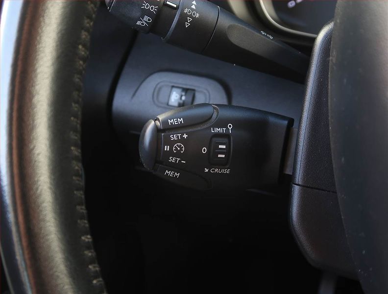 Citroën Berlingo (2019) Maxi Feel 1.2 PureTech, 5Míst - fotka 15 z 18