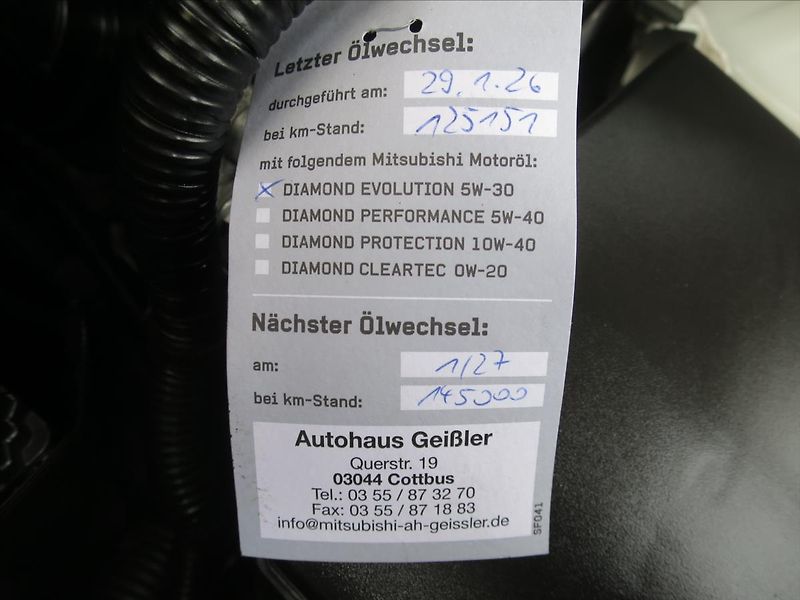 Mitsubishi Eclipse Cross 2,2  DI-D Activa+ 4x4 - fotka 18 z 27