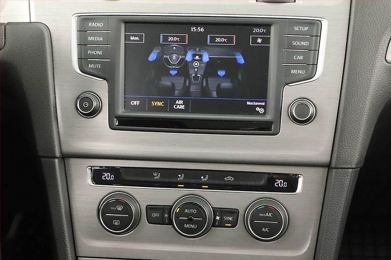 Volkswagen Golf (2016) 1.2 TSI, Tempomat - fotka 11 z 13
