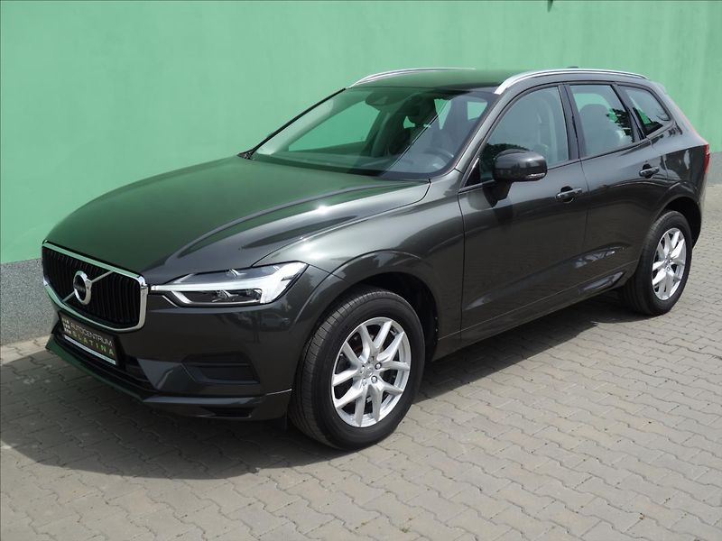 Volvo XC60 2,0 140kW 4x4 MOMENTUM - fotka 3 z 73