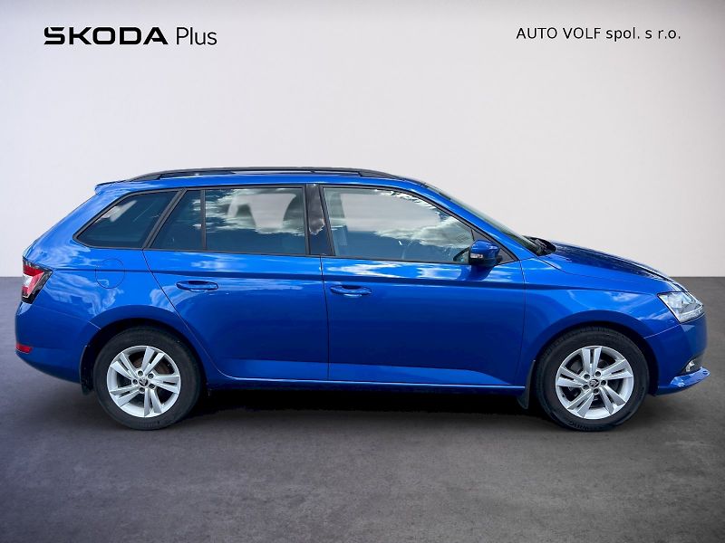 Škoda Fabia (2022) kombi Ambition 1.0 TSI 70 kW 5 - fotka 9 z 28