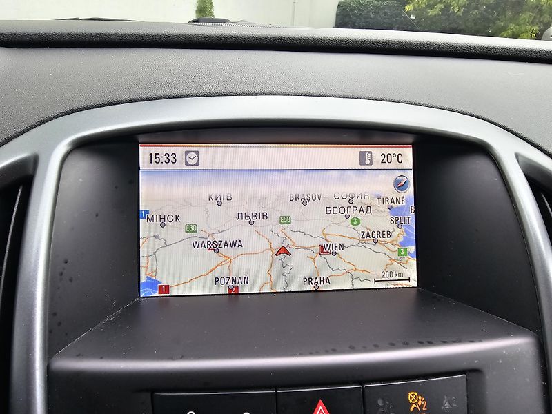 Opel Astra (2013) J 1.7CDTI - fotka 12 z 17