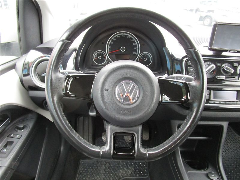 Volkswagen up! 1.0MPi 55kW Highline, Klima - fotka 8 z 36