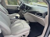 Chrysler Pacifica (2021) 3,6 Hybrid Plug Radar 360 2021 - náhled 10