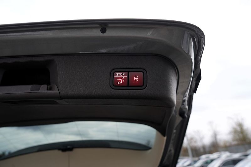 Mercedes-Benz GLE 350d 4Matic AMG/20/ČR - fotka 13 z 35